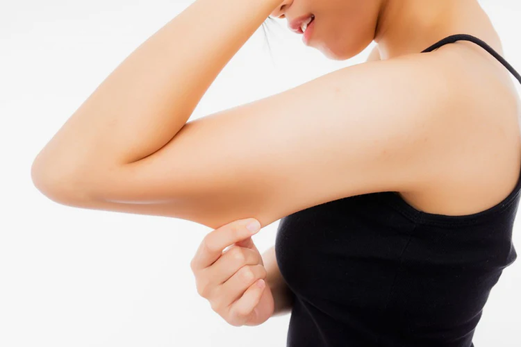 Sculpted Arms at Home